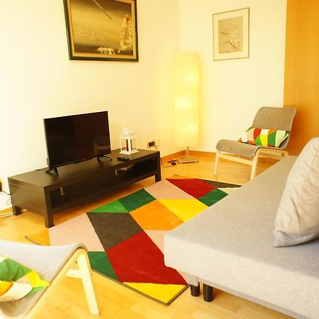Modern Apartment Near The Bridge リスボン エクステリア 写真