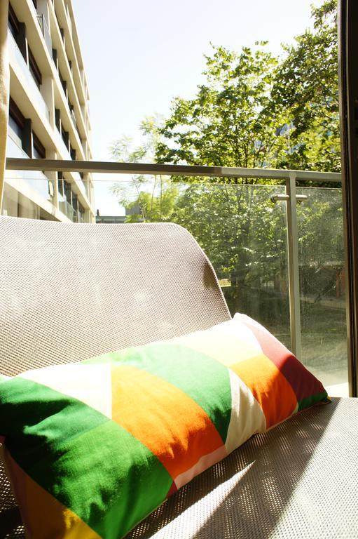 Modern Apartment Near The Bridge リスボン エクステリア 写真