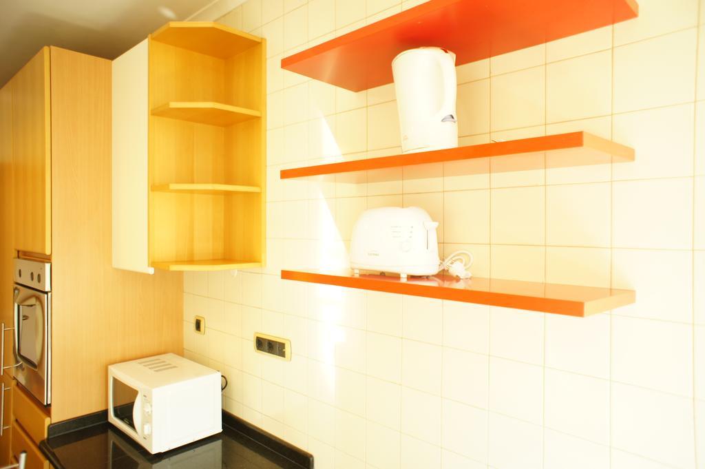 Modern Apartment Near The Bridge リスボン エクステリア 写真